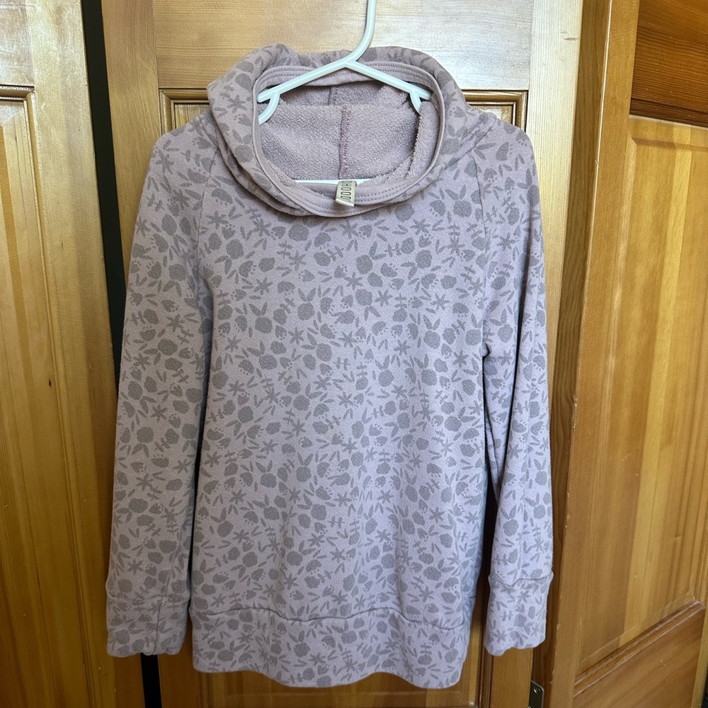 Childhoods clothing pink/purple floral sweatsuit in size 6/7